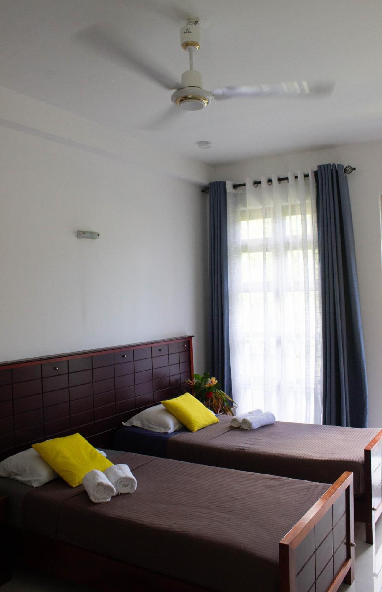 Hotel Uralsurf House Weligama Exterior foto